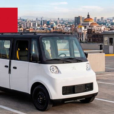 Hay un problema con el auto eléctrico barato que creó el gobierno de México: su propia ley le prohibe venderlo  