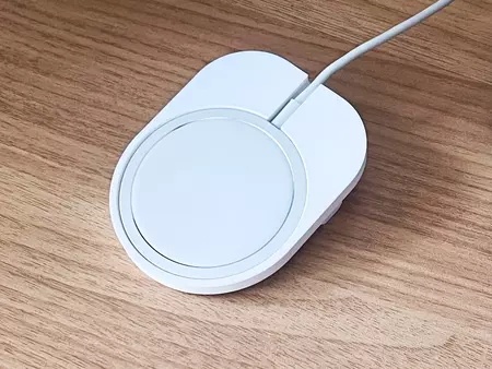 MagSafe ホルダー (ケーブル付き)
