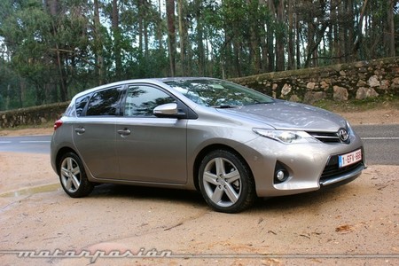 Toyota Auris 2013