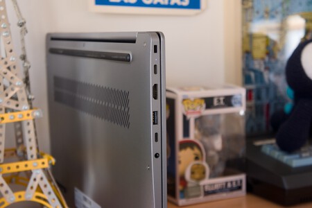 Tecno Megabook K16s Amd Review Analisis Xataka Conectividad 2