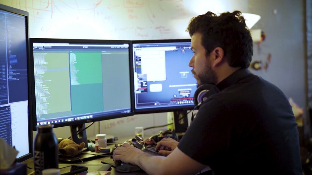 Obsidian se enfrenta a una demanda por no pagar acorde a las leyes de California 