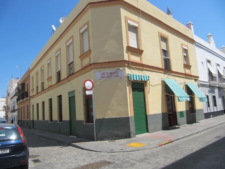 Bar Los Claveles
