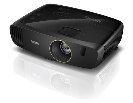 El BenQ W2000+ es el nuevo proyector Full HD en la gama de entrada que llega a España por poco más de 1.000 euros