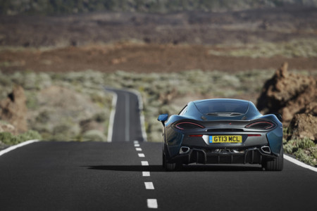 El McLaren 570GT pasea por Tenerife en estas 24 espectaculares imágenes