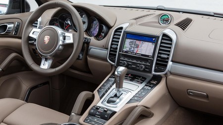 Porsche pagará tus gafas de sol si sus acabados te han deslumbrado. En serio
