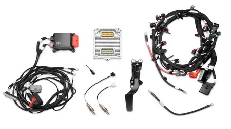 ¿Quieres el motor 6.2 V8 del Hellcat para tu hierro viejo? Mopar te lo vende con sus 717 CV