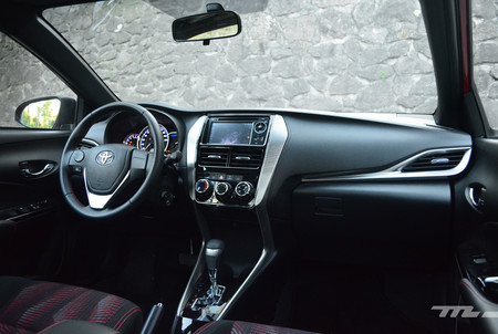 Toyota Yaris Hatchback 2018 Mexico 11