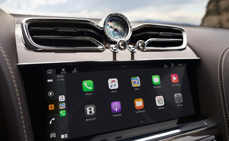 Bentley Bentayga 2021