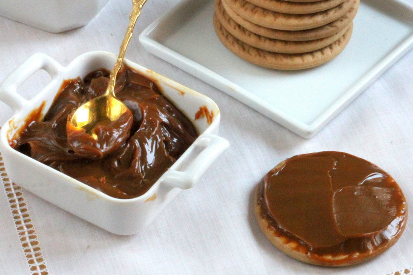 Cómo hacer salsa de toffee en diez minutos. Receta