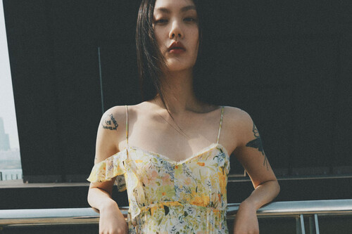 vestido de verano de Sfera en rebajas