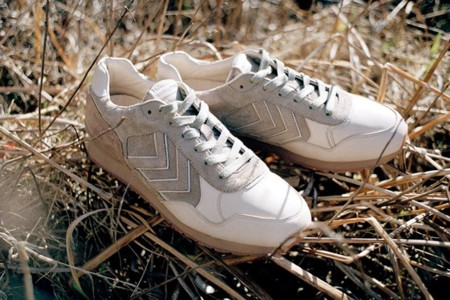 La belleza dura del extrarradio: sneaker hummel x Monkey Time