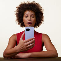 Celular gama media con resistencia al agua y 7 años de actualizaciones. Toma buenas fotos  