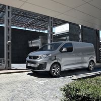 La Peugeot e-Expert es la furgoneta eléctrica del león con 136 CV y hasta 330 km de autonomía