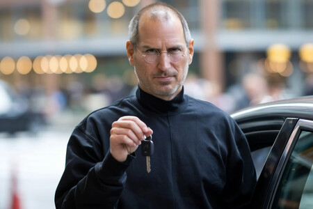 La secretaria de Steve Jobs llegó tarde al trabajo porque su carro no arrancó, le dio las llaves de su Jaguar y le dijo: "no vuelvas a llegar tarde"
