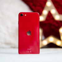 Black Friday 2021 en MediaMarkt: iPhone SE (2020), el móvil de Apple que cabe en tus bolsillos, por 90 euros menos