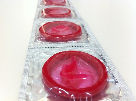 Inhalar condones: el estúpido y peligroso reto viral entre los adolescentes