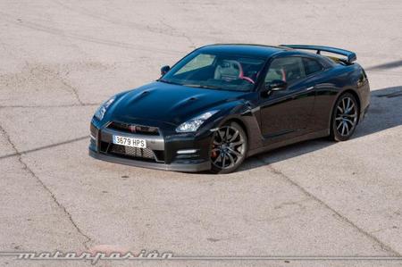 Nissan GT-R 2013