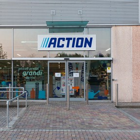 Ya están en Action las tiras de silicona que impiden que el frío pase por ventanas y puertas sin obras