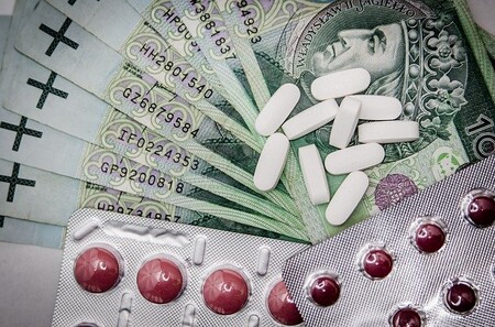 California está elaborando su propia etiqueta de medicamento genérico y eso es bueno para el consumidor