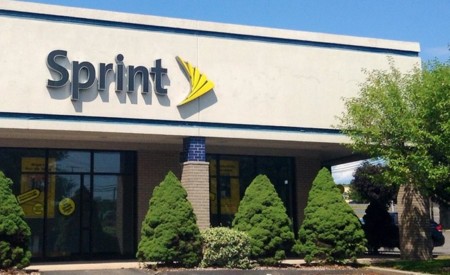 ¿Cuánto pagarías por tener siempre el último iPhone? Sprint lo pone a 20 euros mensuales