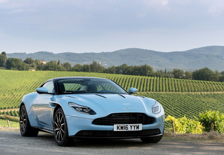 El futuro de Aston Martin pasa por versiones híbridas en toda su gama