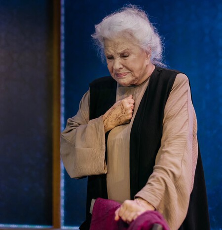 Lola Herrera Actuando