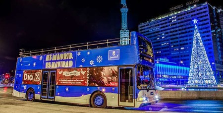 Recorre la iluminación navideña de Madrid con el Naviluz, el bus de la Navidad