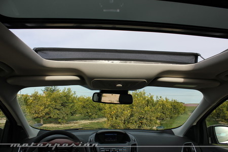 Ford Kuga 2013, techo solar