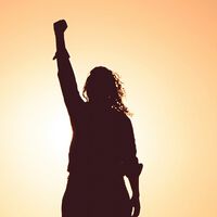 Que te echen no siempre es un drama. Tras un despido, esta trabajadora volvió a su empresa con mejor sueldo y hasta jornada laboral de 4 días