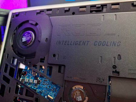 Rog Strix Scar 18 13