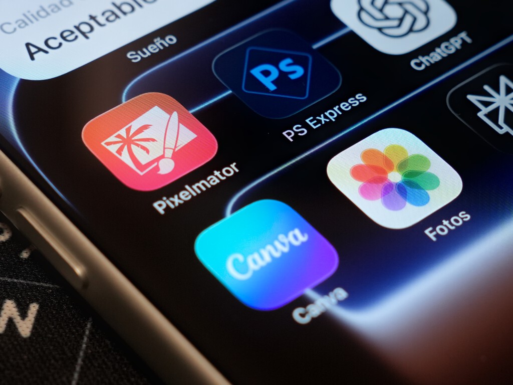 El sueño de tener un 'Photoshop de Apple' en el iPhone se ha terminado. Pixelmator no se actualizará más y su destino es convertirse en una app zombie 