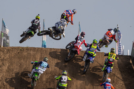 Herlings huele a campeón de MXGP tras otro doblete en Alemania y tercera victoria de 2018 para Prado MX2