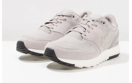 20% de descuento en las zapatillas Nike Air Vibenna Premium: ahora 63,95 euros en Zalando con envío gratis 