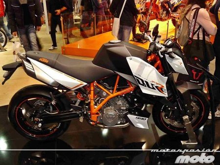 Resto de novedades de KTM presentada en el Salón de Milán 2011