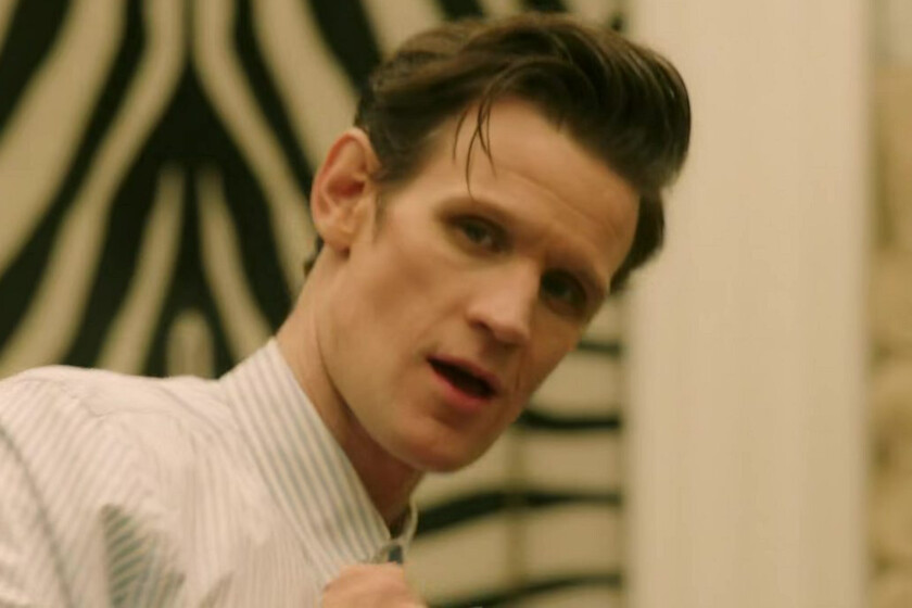 "Debía estar medicado o algo". Matt Smith no da crédito al descubrir qué película eligió Keanu Reeves para un vuelo