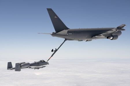 Kc 46 Refuels A 10 During Milestone C Test