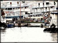 En barco por el Amazonas, mucho mas que transporte