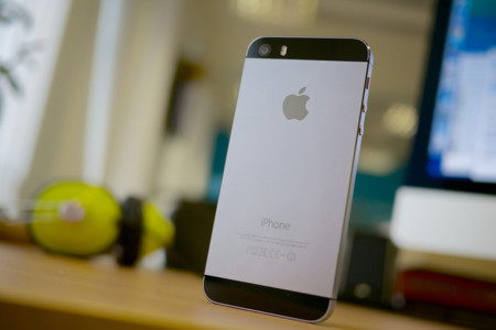 Las ventas del iPhone no pasan por su mejor momento. Nuestro Cazando Gangas sí