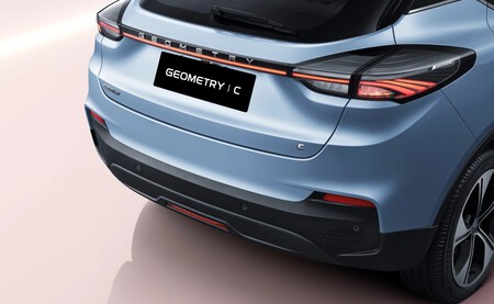 Geely Geometry C