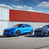 Muchos lo odian por considerarlo una herejía, pero el Ford Mustang Mach-e eléctrico ya se vende más que el de gasolina 