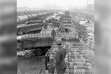 La Importancia Del Jerrycan En La Redball Express