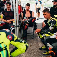 Parecía que Valentino Rossi había liquidado su academia de pilotos, pero acaba de fichar a la gran esperanza italiana en MotoGP 
