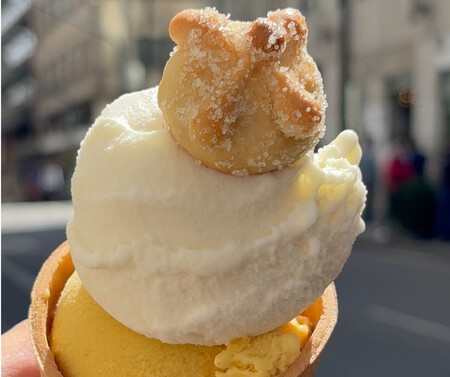 Este es el lugar viral en el centro de la CDMX donde encuentras helado de pan de muerto y cempasúchil desde 45 pesos
