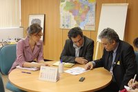 Diferencias entre agente comercial e intermediario de comercio