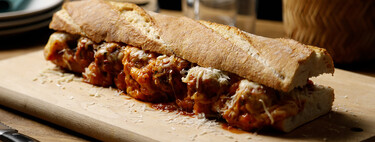 Bocadillo de albóndigas o meatball sub: receta de un clásico de la comida rápida americana