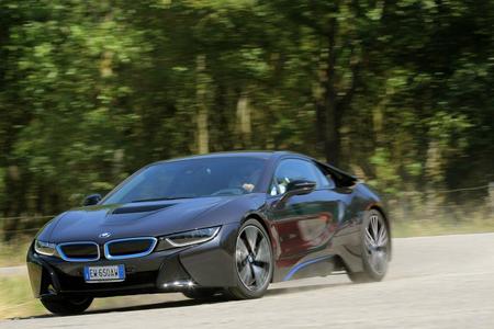 BMW i8