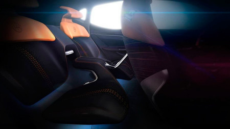 Pininfarina K350, teaser