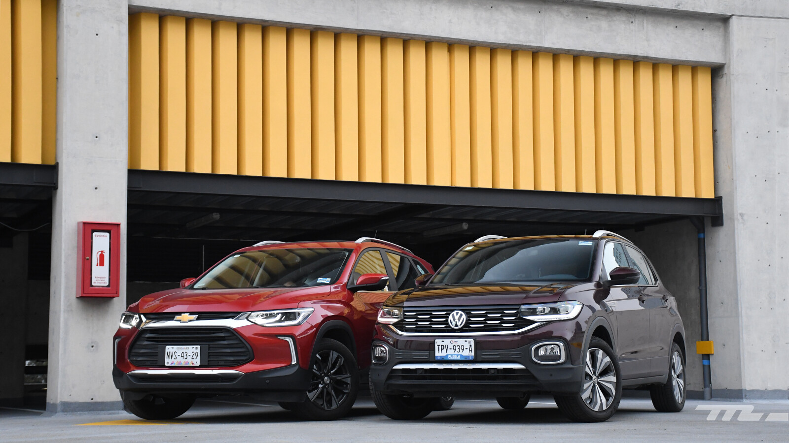 Chevrolet Tracker 2021 vs Volkswagen TCross, comparativa en México