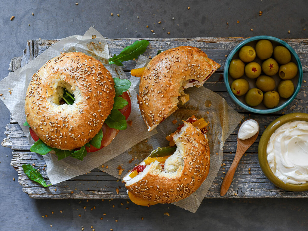 Receta fácil de bagels, los panecillos más populares de Nueva York