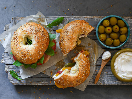 Receta fácil de bagels, los panecillos más populares de Nueva York